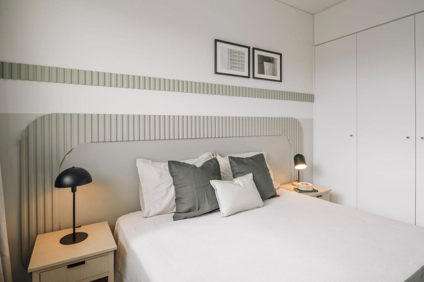 Cacela - 1 Bedroom & Balcony In Parque Nacoes Apartment
