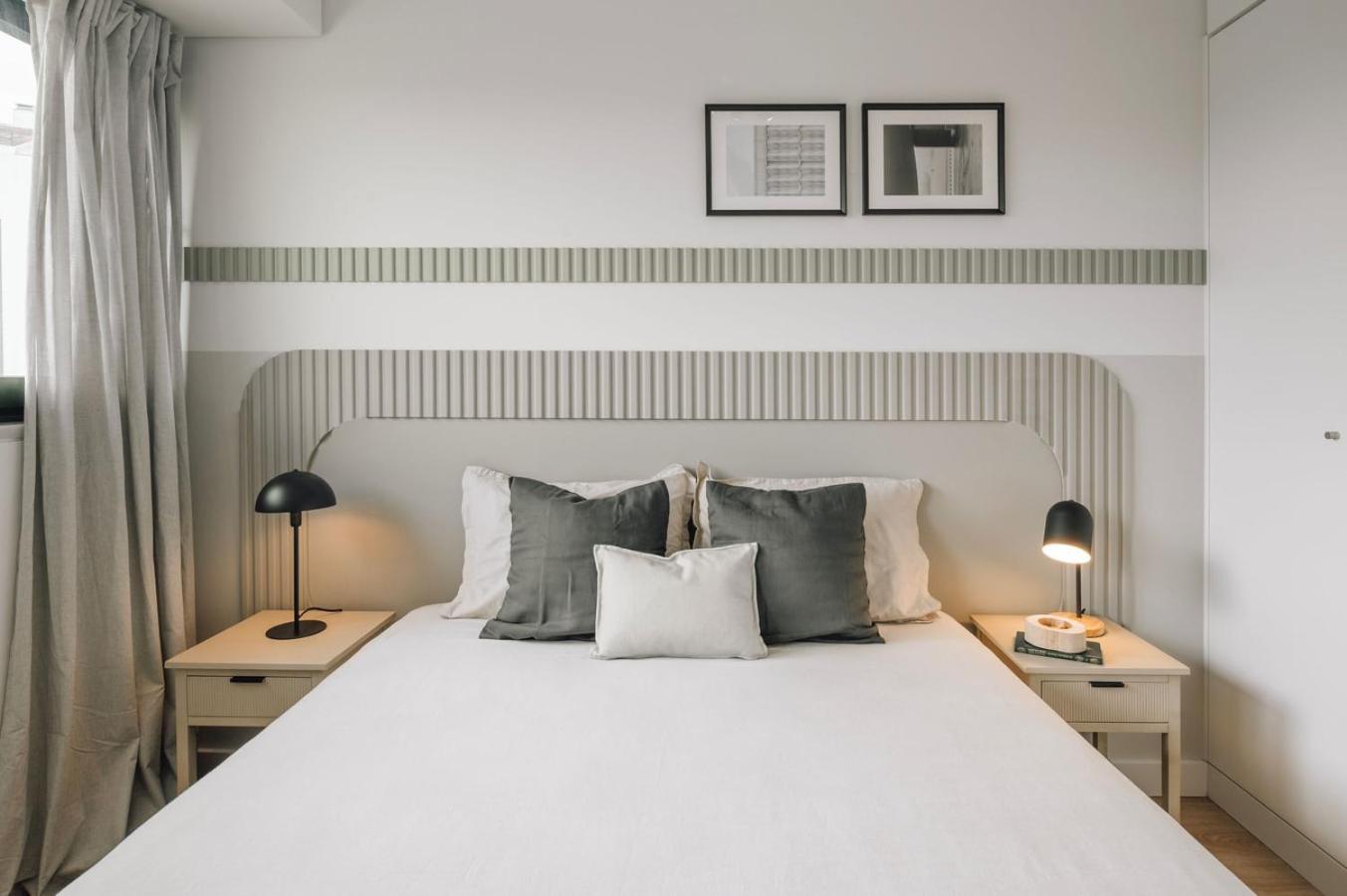 Cacela - 1 Bedroom & Balcony In Parque Nacoes Lissabon