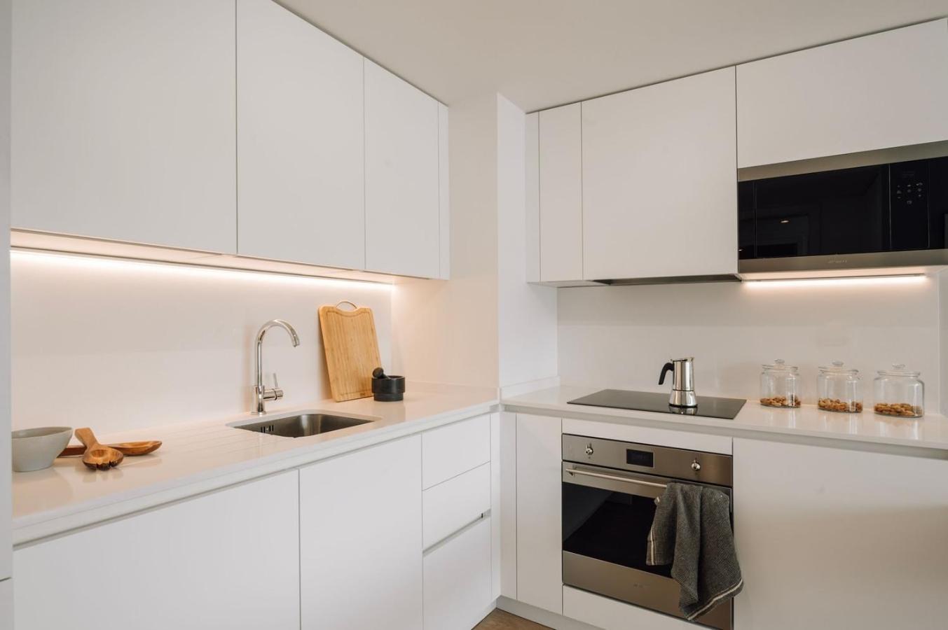 Cacela - 1 Bedroom & Balcony In Parque Nacoes *